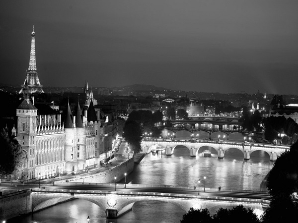 Paris and Seine river at night