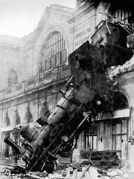 Train wreck at Montparnasse